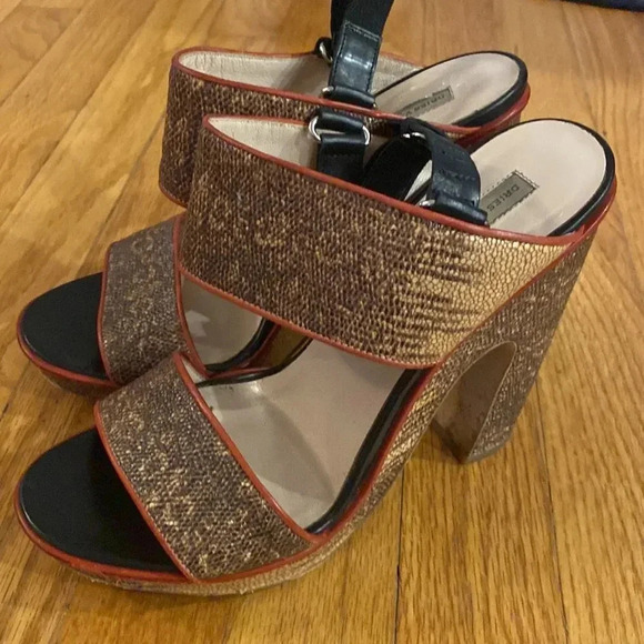 Dries Van Noten sz 39.5 textured leather heel good pre owned condition - Picture 3 of 7